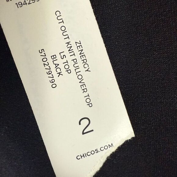 Chicos Zenergy Womens Size 2 US 12/14 Cut Out Knit Top Black Long Sleeve NWT - Picture 2 of 8